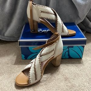 Seychelles Off White Party Up sandal heel size 8